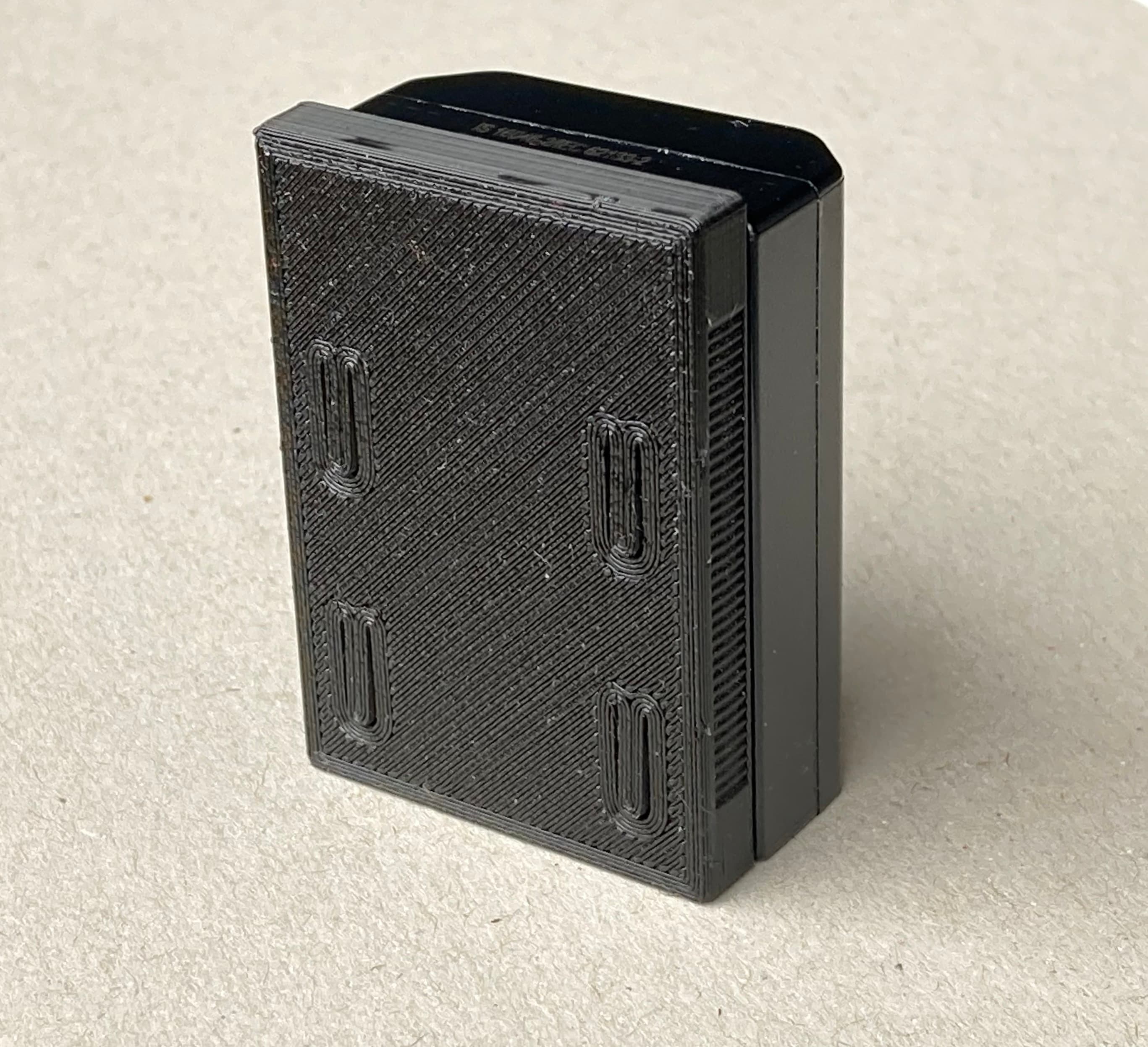 Cover NP Fz100 Battery Pack — Elektronaut (PRINTABLES)